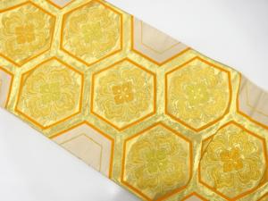 アンティーク　亀甲繋ぎに華紋織り出し袋帯（着用可）